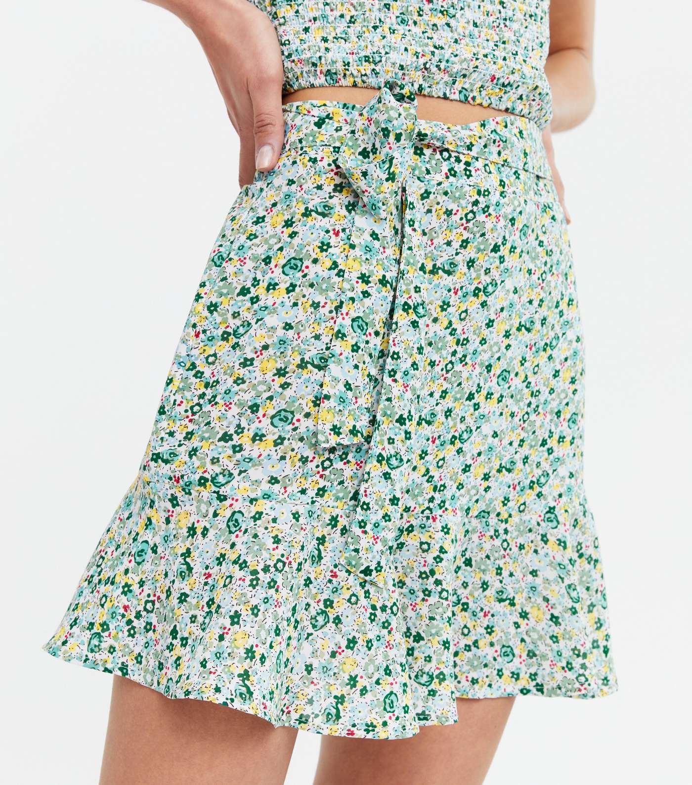 Cameo Rose Light Green Ditsy Floral Belted Skirt Image 3
