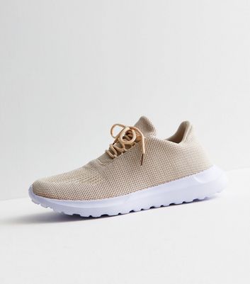 Lightweight trainers Clearance