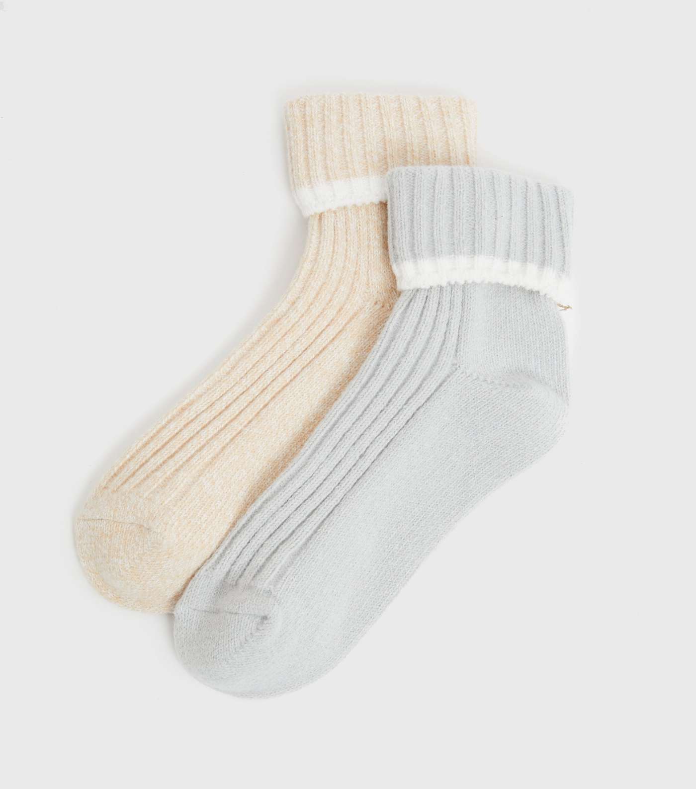 2 Pack Grey and Cream Ribbed Fluffy Socks Image 2
