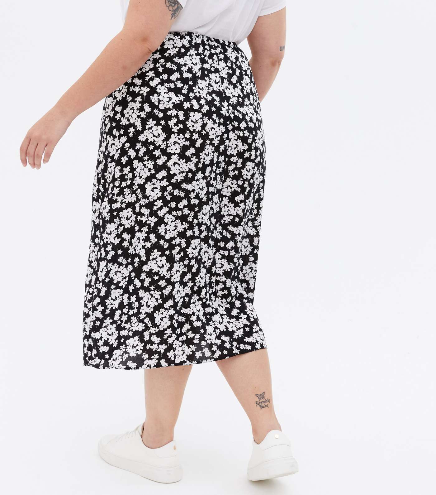 Curves Black Floral High Waist Bias Cut Midi Skirt Image 4