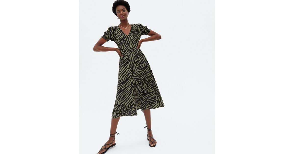 Green Zebra Print Puff Sleeve Midi Dress New Look