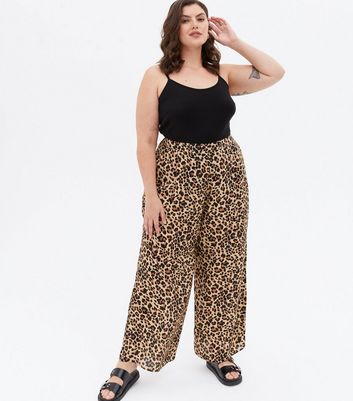 New Look Floral Pants Trouser, Women's Fashion, Bottoms, Other Bottoms on  Carousell