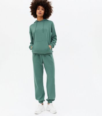 new look green tracksuit