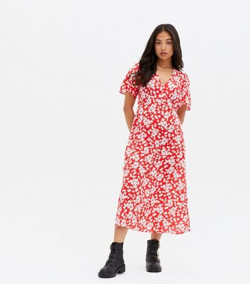 petite flutter sleeve dresses