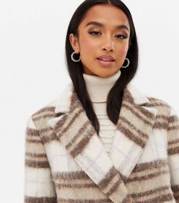 Click to view product details and reviews for Petite White Check Double Breasted Maxi Coat New Look.