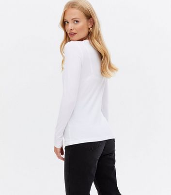 white crew neck long sleeve shirt