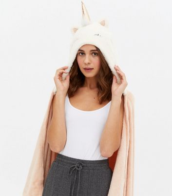 White Unicorn Fluffy Blanket Hoodie New Look