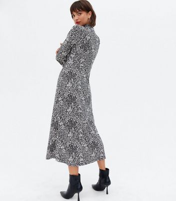 Black Leopard Print Tie Neck Midi Dress 