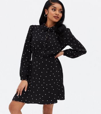 Black collar dress new deals look