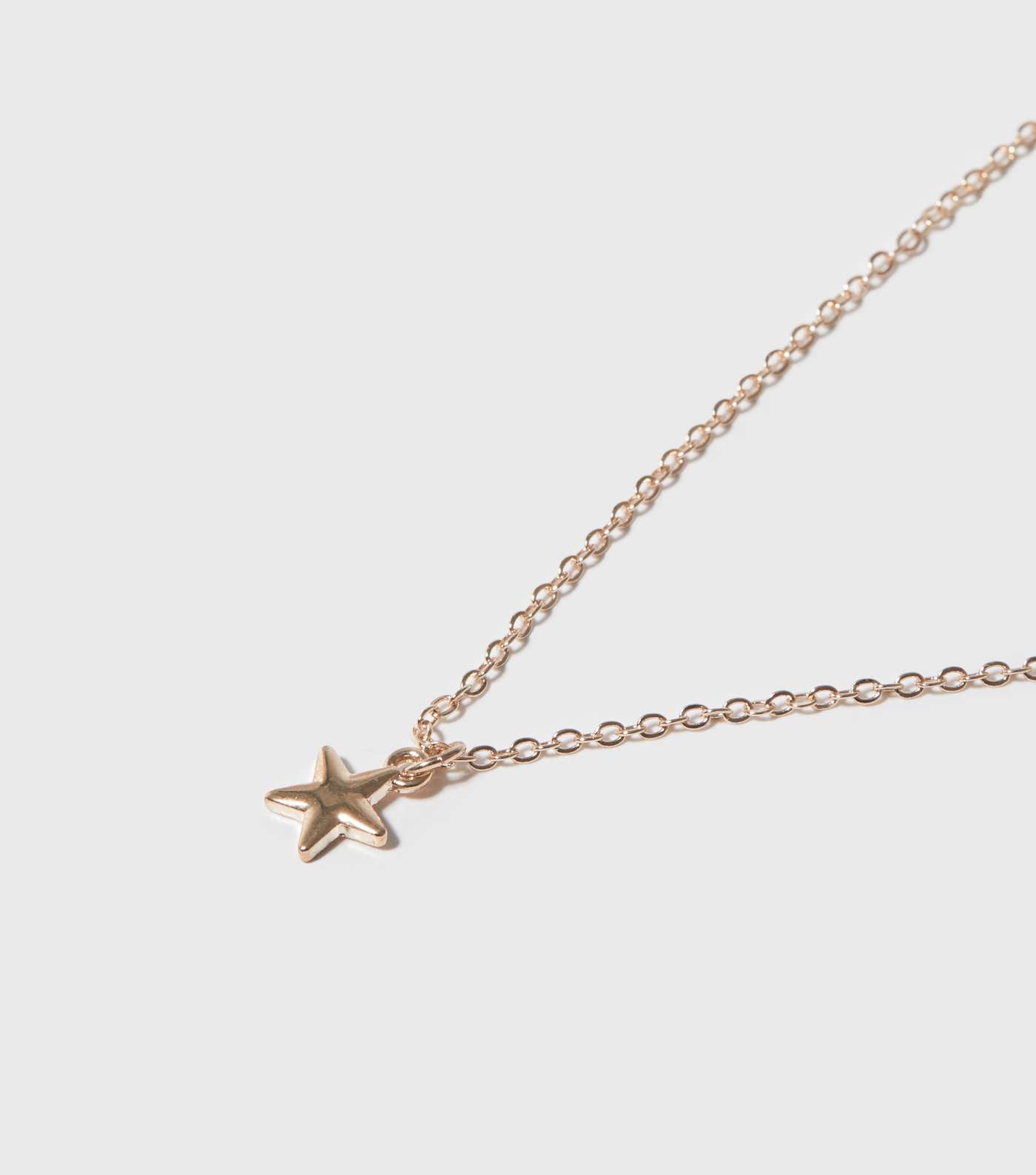 Girls Gold Star Pendant Necklace Image 2