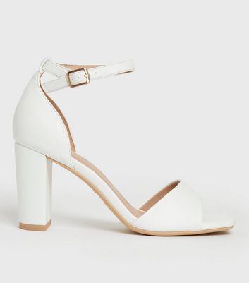 white heeled shoes womens