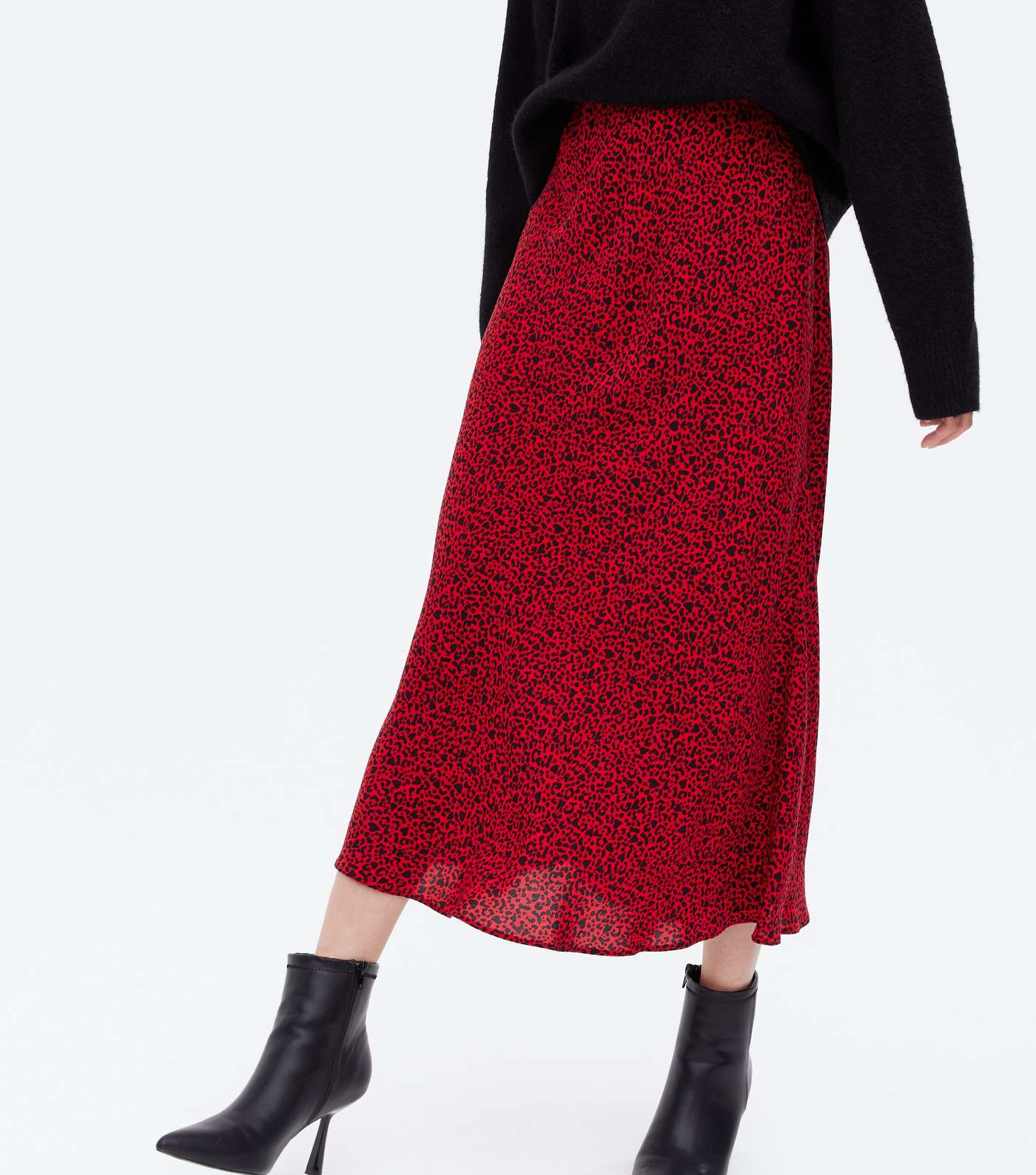 Red Leopard Print Midi Skirt Image 2