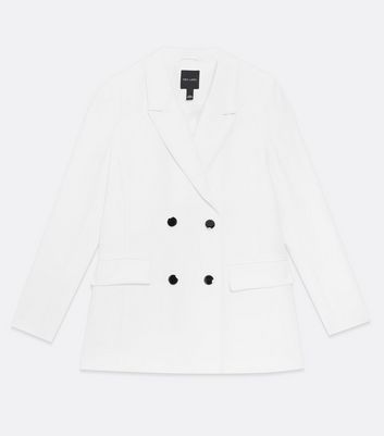 white oversized blazer