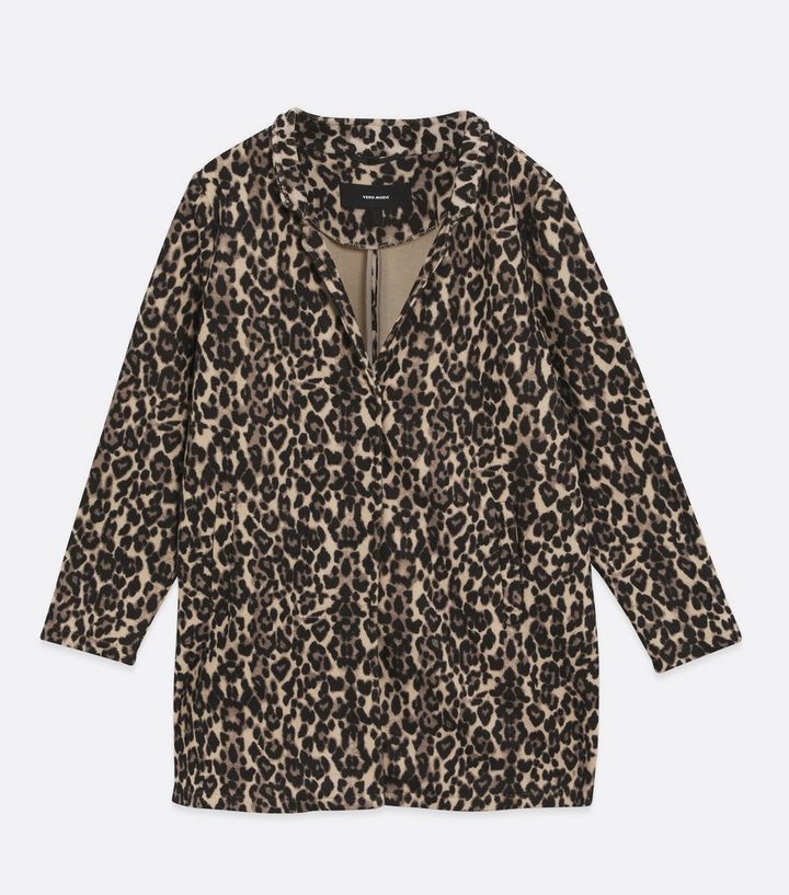 Moda Curves Leopard Print Brushed Jacket | New Look