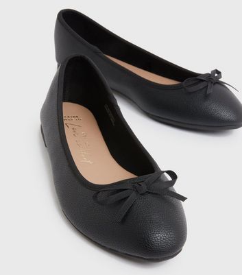 plain black ballet pumps