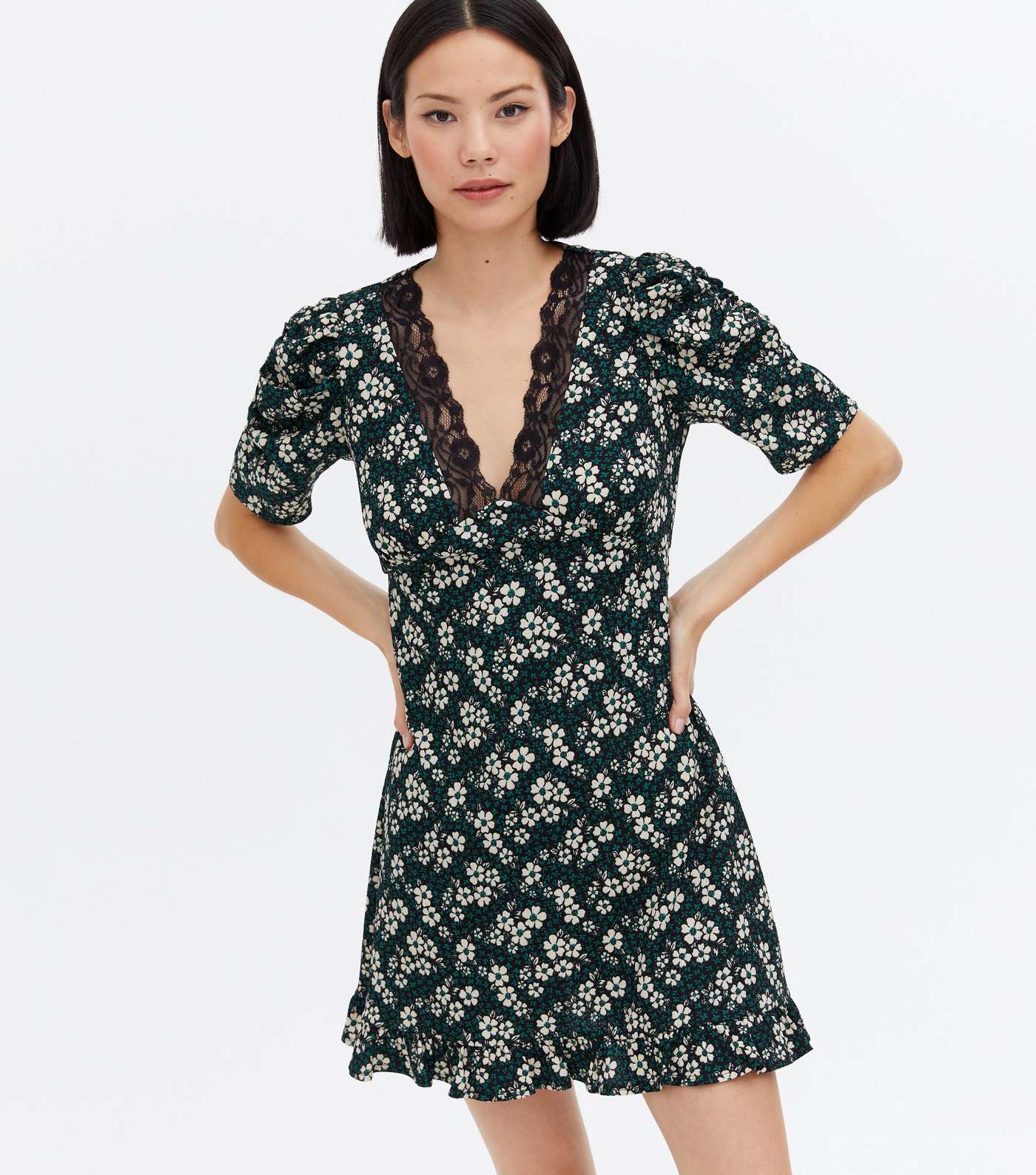Green Floral Crinkle Jersey Lace Trim Mini Dress Image 2