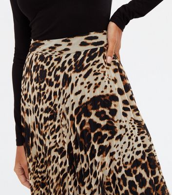 Brown leopard print pleated satin midi skirt hotsell new look