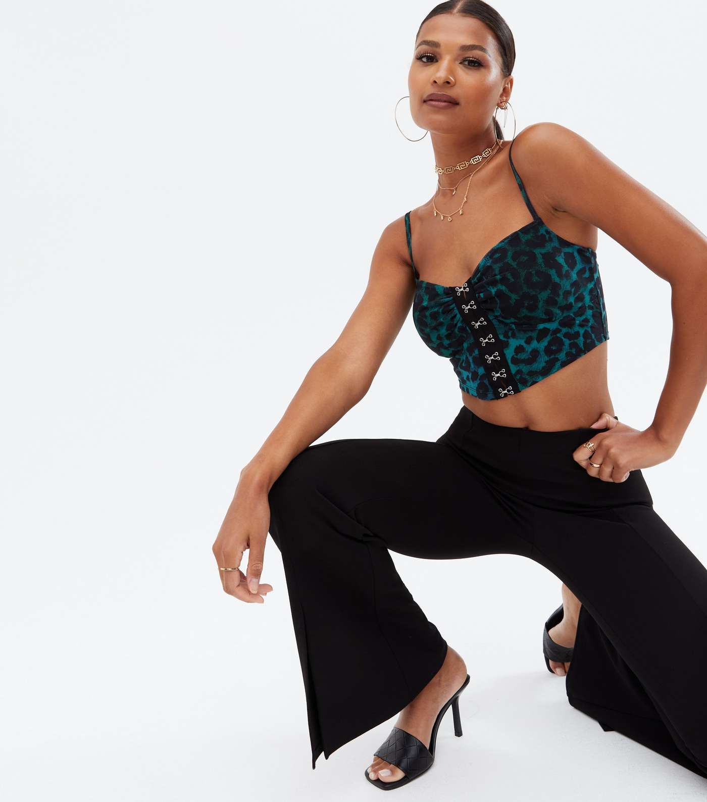 Green Leopard Print Hook and Eye Strappy Crop Top Image 3