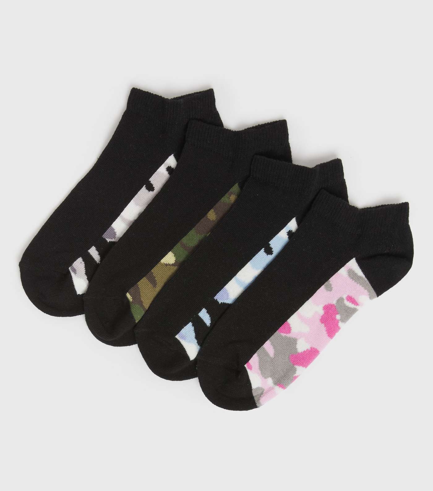 Girls 4 Pack Black Camo Trainer Socks