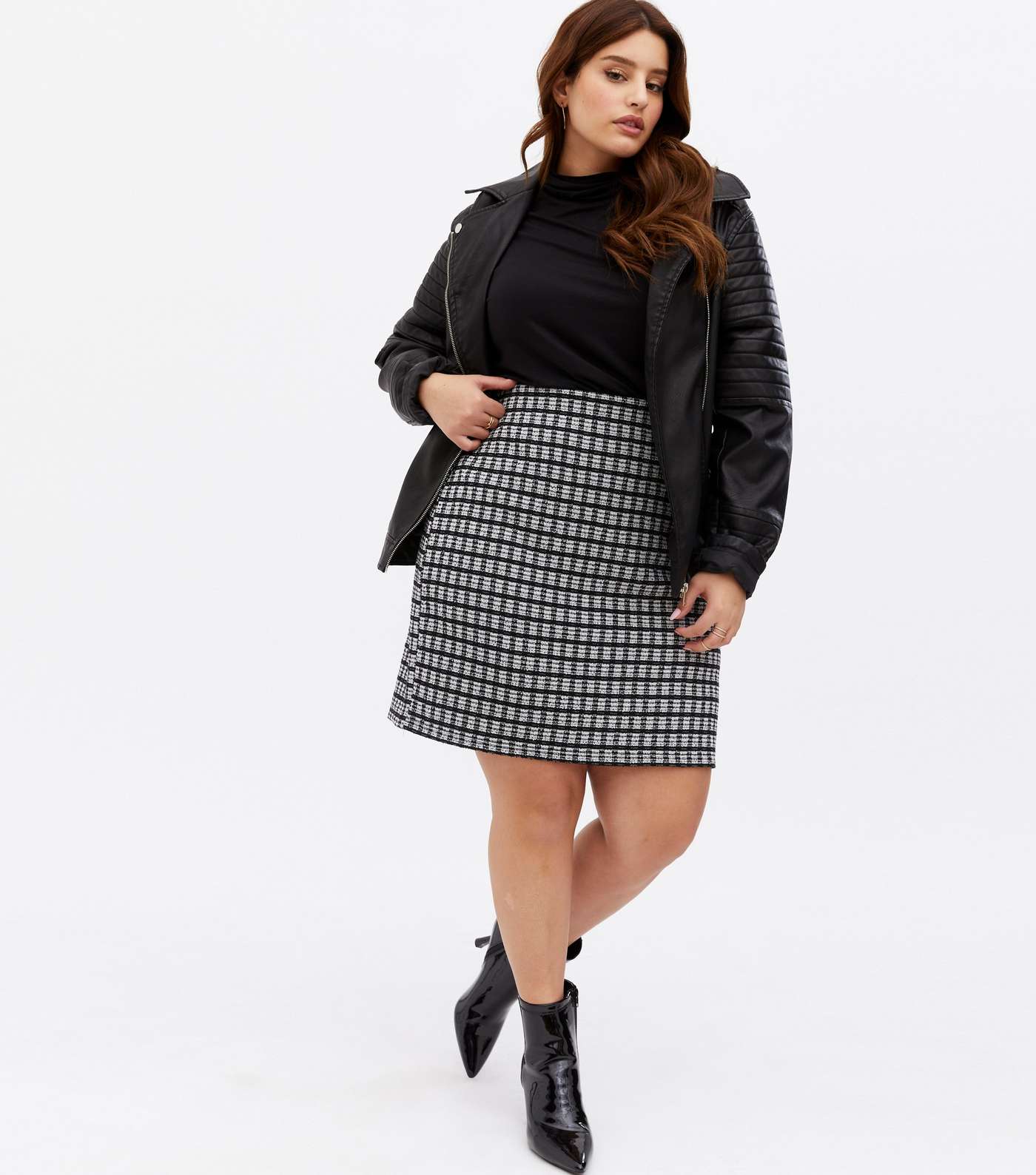 Curves Black Check Bouclé Mini Skirt