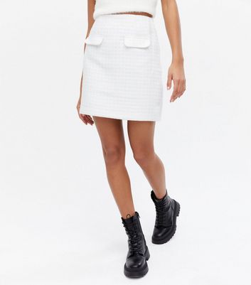 white highwaisted skirt