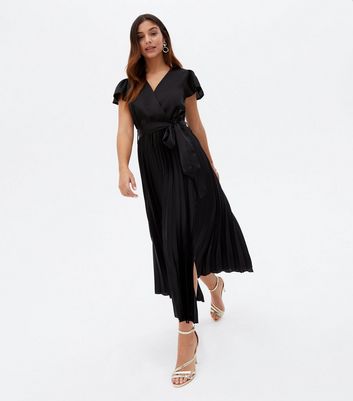 New look 2024 black pleated dress