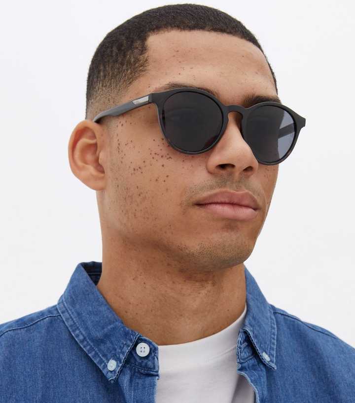 brown round sunglasses