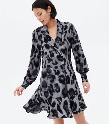 Vestry leopard 2024 print dress