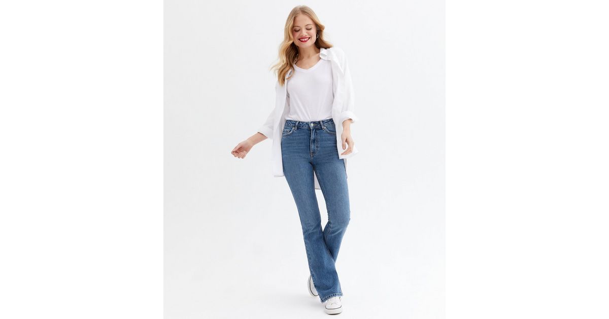Blue Mid Rise Flared Brooke Jeans | New Look