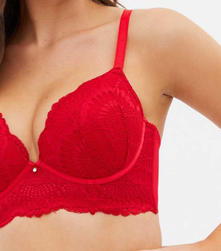 https://media3.newlookassets.com/i/newlook/810738460M2/womens/clothing/lingerie/red-dd-scallop-lace-push-up-bra.jpg?strip=true&qlt=50&w=720