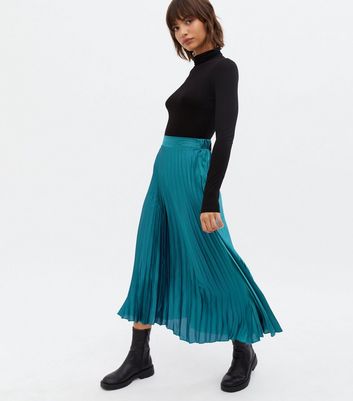 New look best sale green pleated skirt