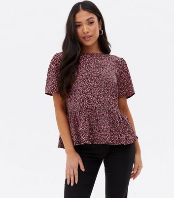 Petite Pink Ditsy Floral Peplum Top New Look