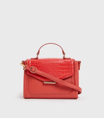 red handle bag