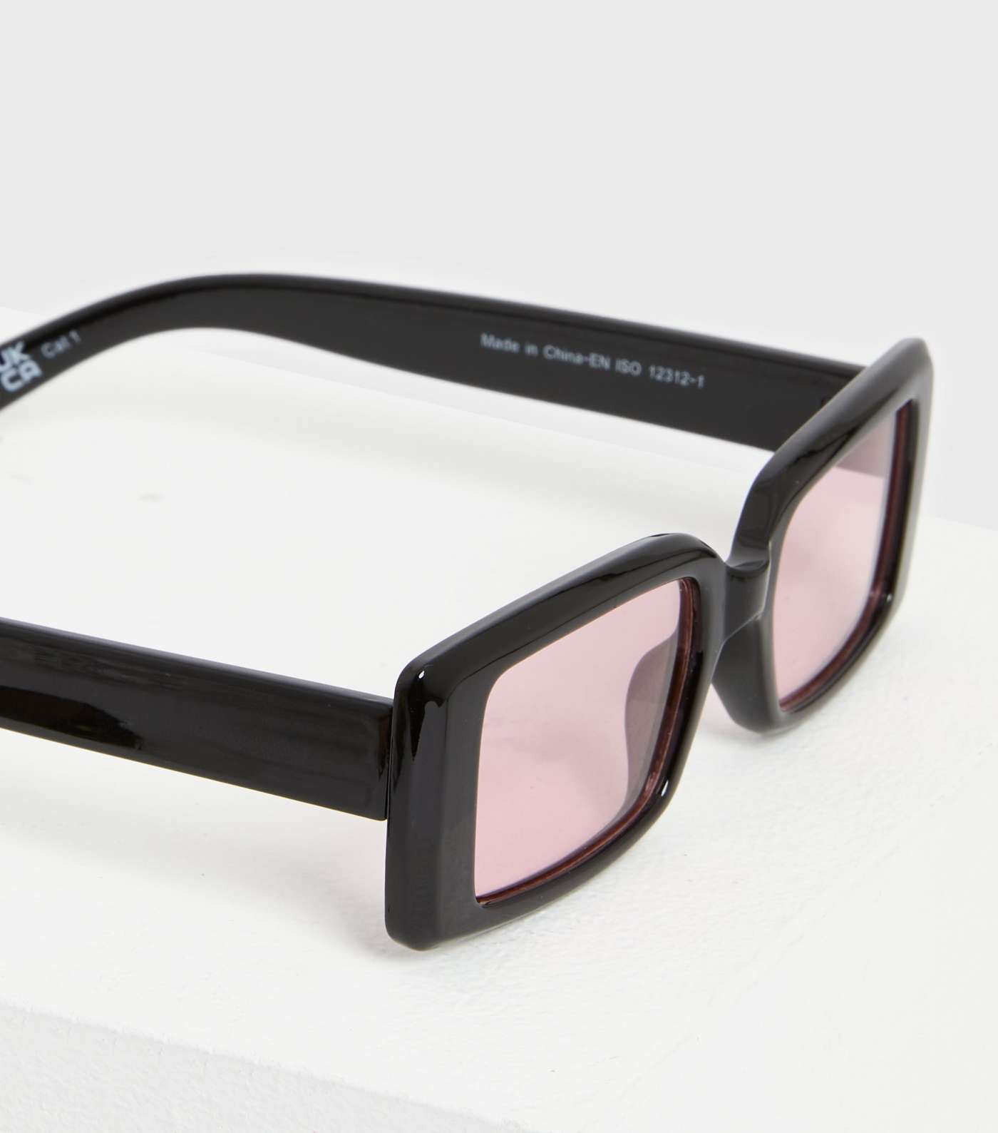 Black Rectangle Sunglasses Image 3