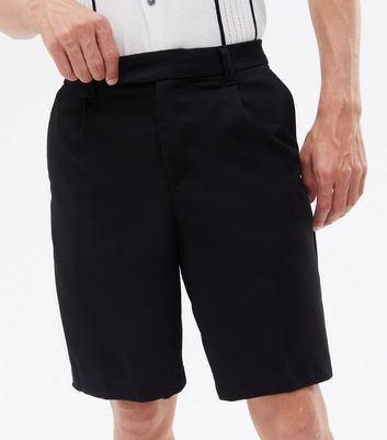 Black Pleated Relaxed Fit Shorts | New Look