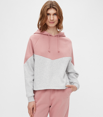 Pink hoodie new outlet look