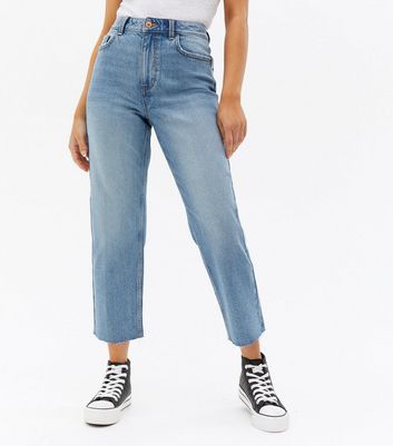 Petite Blue Mid Wash Ankle Grazing 