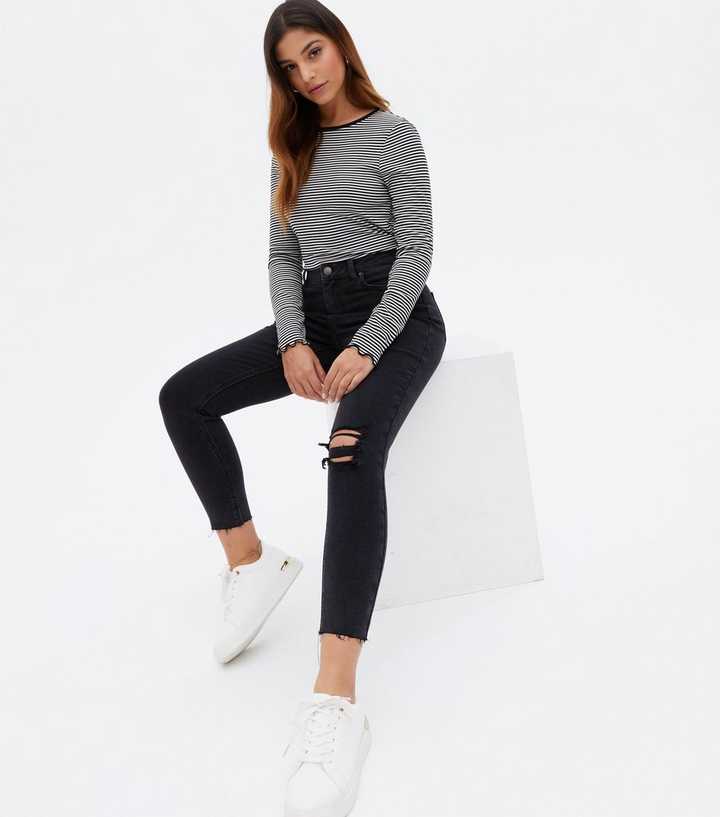 Nemlig tyv begynde Petite Black Ripped Knee High Waist Ashleigh Skinny Jeans | New Look