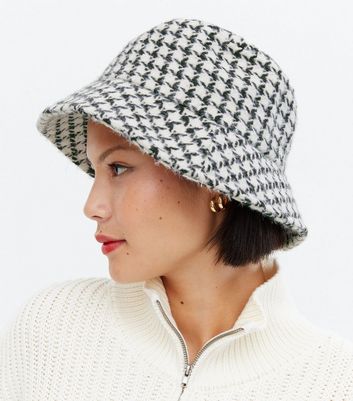 White Dogtooth Bucket Hat | New Look