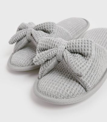 womens warmest slippers