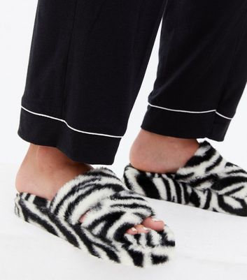 White Zebra Print Faux Fur Chunky Slider Slippers New Look Vegan