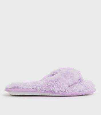 Lilac Faux Fur Flip Flop Slippers New Look