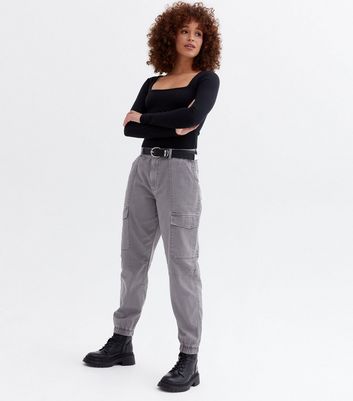 MANHATTAN GIRL DROP | small grey/beige cargo trousers – remass