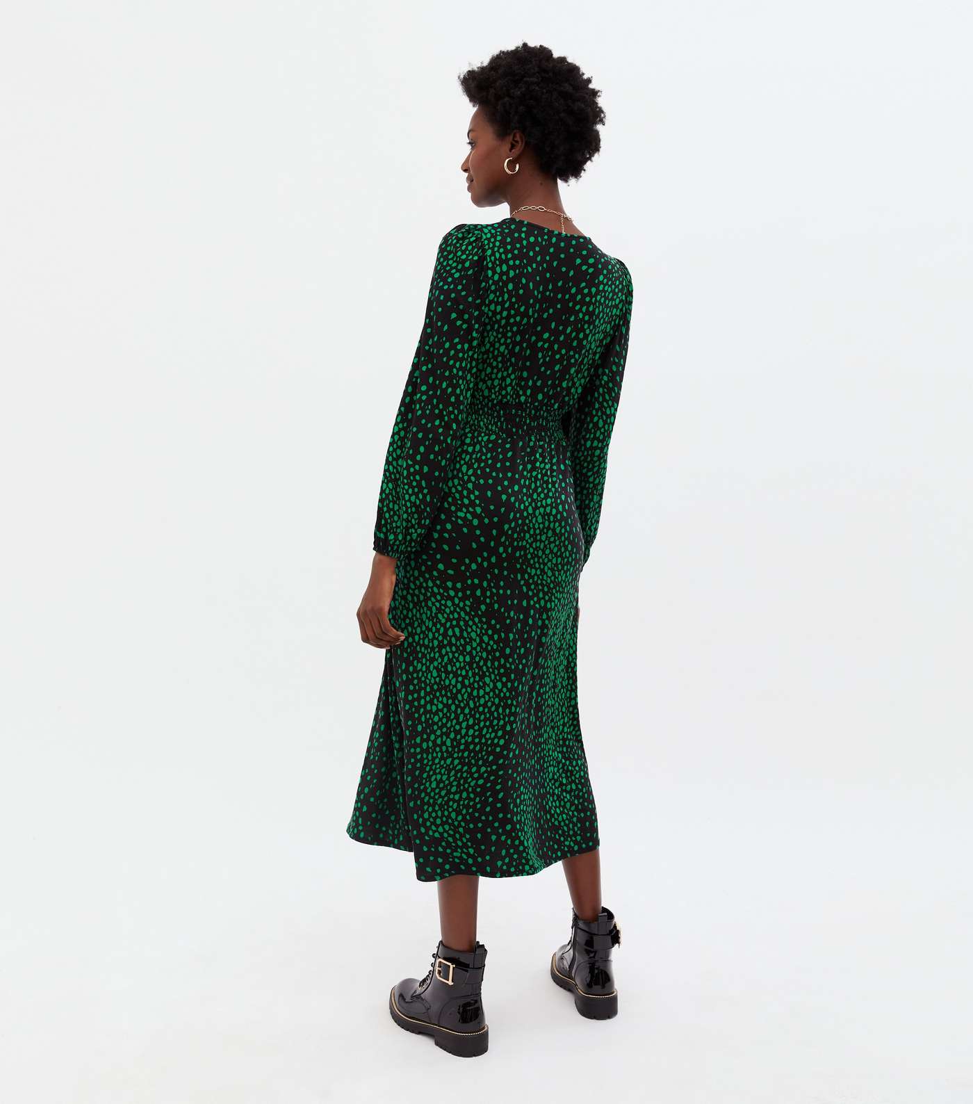 Green Animal Print Shirred V Neck Midi Dress Image 4