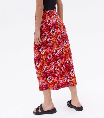 Urban Bliss Red Floral Ruched Midi Skirt New Look