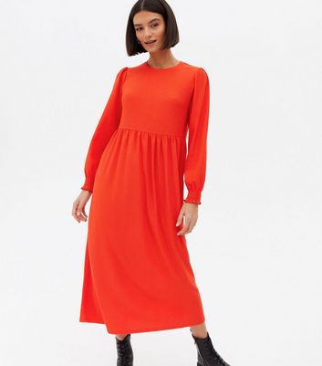 Red Crinkle Crew Neck Long Sleeve Midi Dress