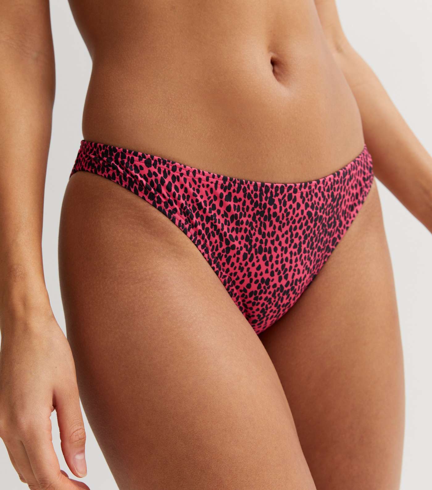 2 Pack Black and Pink Leopard Print Hipster Bikini Bottoms Image 3