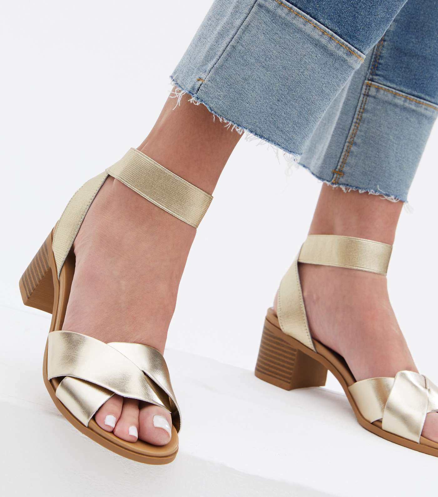 Wide Fit Gold Metallic Twist Strap Block Heel Sandals Image 2