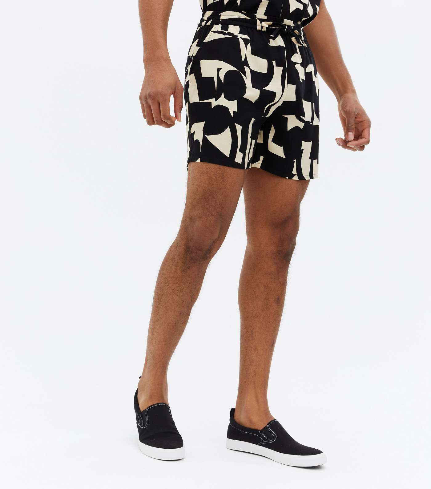 Black Abstract Tie Waist Shorts Image 2