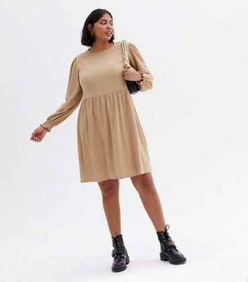 Damen Bekleidung Curves Camel Crinkle Jersey Long Sleeve Mini Smock Dress Damen Bekleidung Curves Camel Crinkle Jersey Long Sleeve Mini Smock Dress